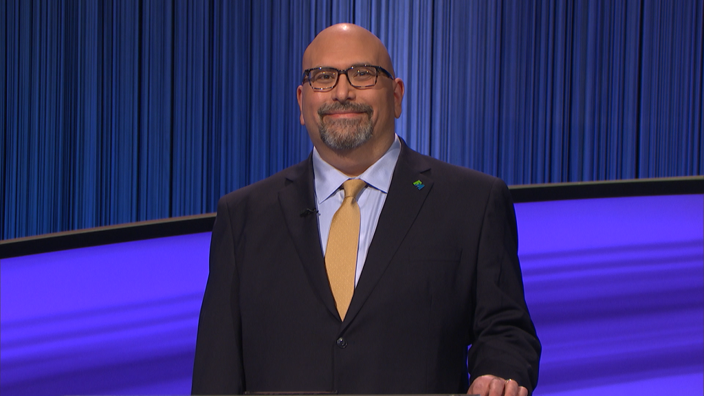 Saint Rose alum Jason Radalin '94 on the set of "Jeopardy!." His episode aired on December 20, 2022.
